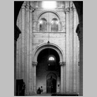 Collégiale Notre-Dame de Poissy, photo Molinard, culture.gouv.fr, nef sud.jpg